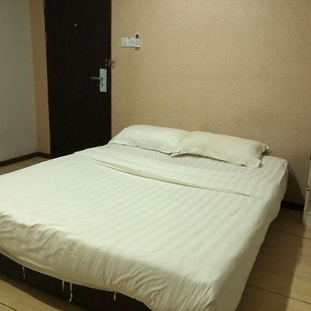 Super Oyo 90668 Joy Inn Мири Экстерьер фото